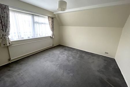 Chessfield Park, Amersham,HP6 - Photo 5