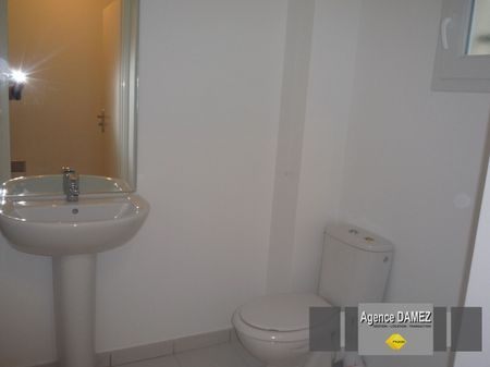 Location Maison 4 pièces 74m² - Photo 2