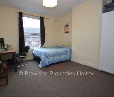 2 Bedroom Houses in Burley - Photo 3