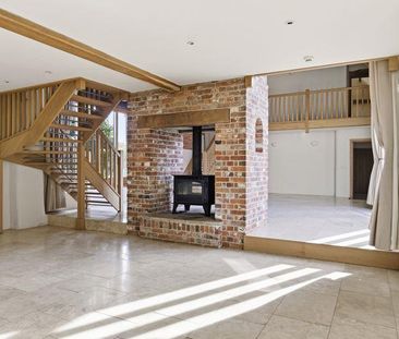 4 bedroom barn conversion to rent - Photo 6