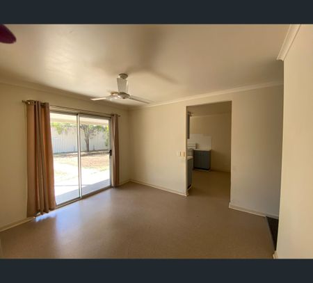 31 Yeates Street, Moranbah, Qld 4744 - Photo 2