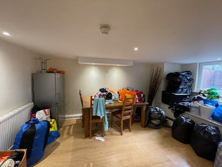 Headingley Mount - Photo 3