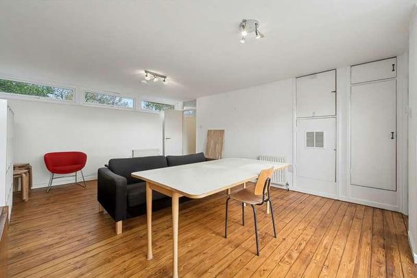 Marlborough Road, Blenheim Court Marlborough Road, N19 - Photo 1