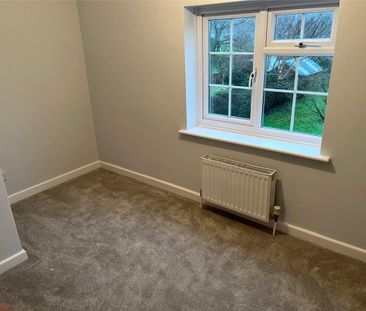 Semi detached 4 bedroom cottage in a stunning rural setting with fa... - Photo 5