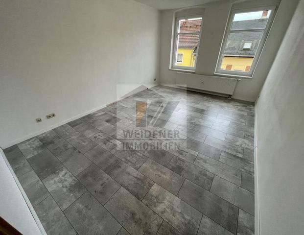 Hochwertig sanierte und moderne 2 Zimmerwohnung mit Wanne und Dusche! - Foto 1