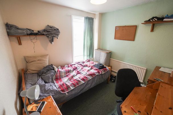 4 Bedroom House To Rent in Winton - £1,760 pcm Tenancy Info - Photo 1