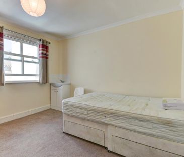 7 bedroom house to rent - Photo 1