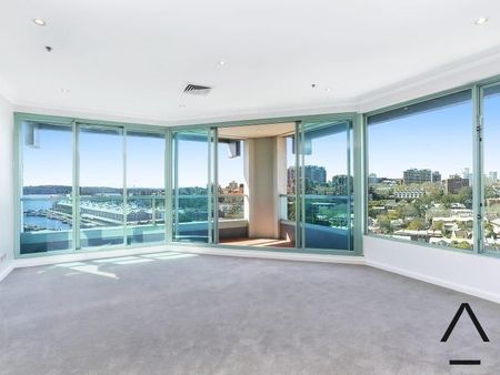 TWO BEDROOM APARTMENT WITH PICTURESQUE VIEWS - Photo 5