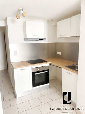 Location Appartement 2 pièces 42m² - Photo 2