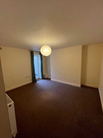 2 Bed Flat, Garden Eastfield Road, BS6 - Photo 2