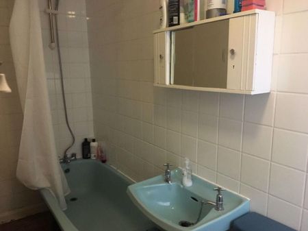 5 bedroom terraced house to rent - Photo 5