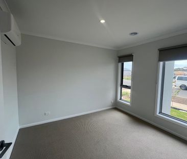 Modern Family Living in the Heart of Armstrong Creek - Photo 2