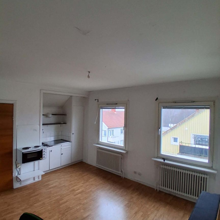 Hallavägen, Uddevalla - Photo 1