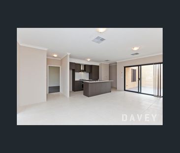 Modern Front Villa - Photo 2