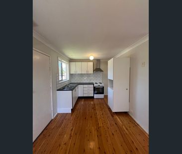 Convenient Location - Photo 2