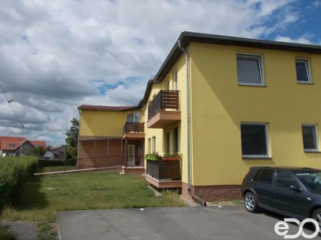 Pronájem bytu 3+kk s balkónem a parkovacím stáním - byt č. 8 - Photo 2