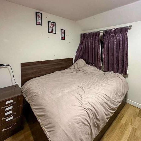 Wallingford Way, Berkshire, SL6 - Photo 1