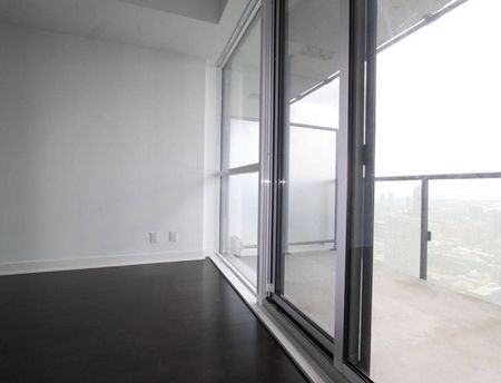 For Lease - 15 Grenville Street Unit# 3810, Toronto, Ontario - Photo 4