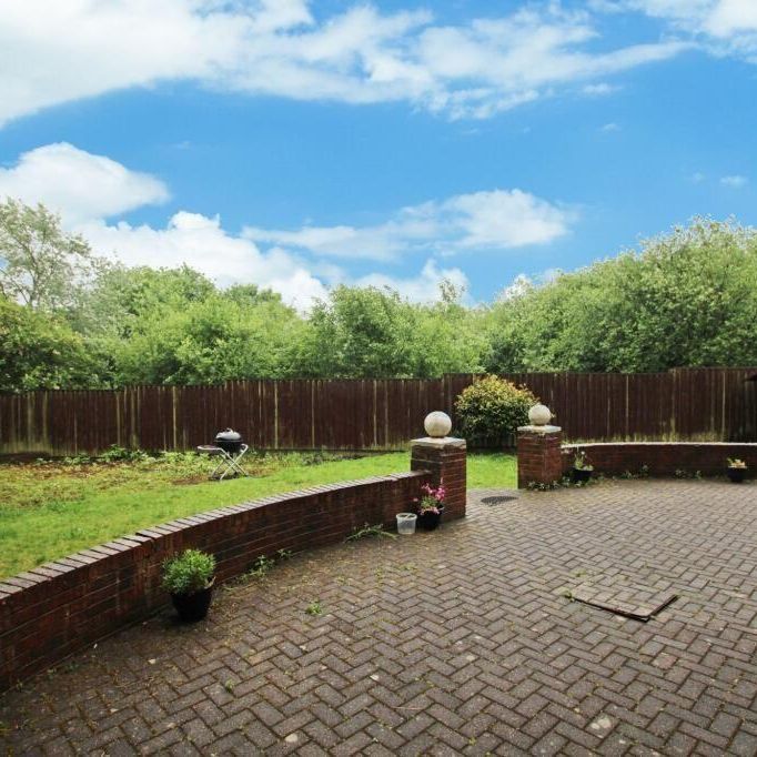 4 bedroom detached house to rent - Photo 1