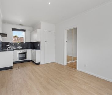 Register To Inspect // Stunning One Bedroom Apartment In A Premium ... - Photo 5