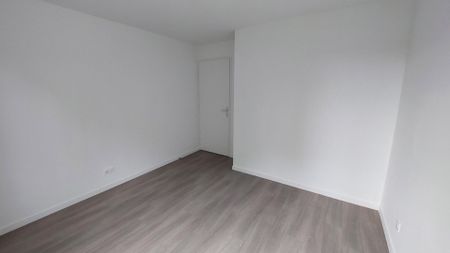 location Appartement T2 DE 42.95m² À LE BLANC MESNIL - Photo 4