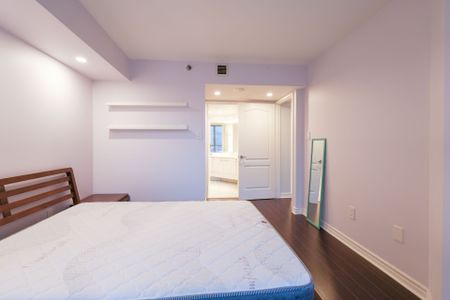 For Lease - 38 ELM Street Unit# 613, Toronto, Ontario - Photo 4