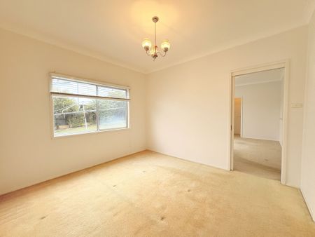 Seven Hills - Photo 2