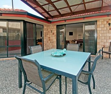 Perfect peaceful family home waiting for you! - Photo 5