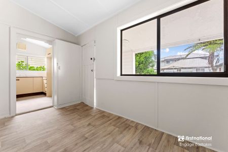 CENTRAL BELMONT! - Photo 2