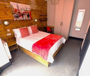 1 bedroom in a house share to rent - Photo 1