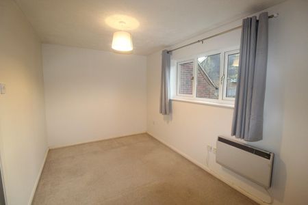 2 bedroom House To Let - Photo 5