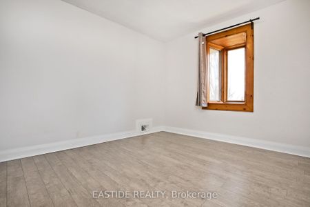 Detached Home For Lease | C8138758 - Photo 4