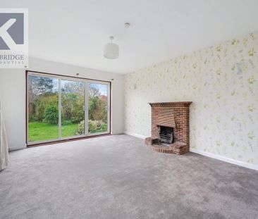 3 bedroom semi-detached bungalow to rent - Photo 2