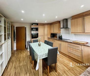 3 bedroom house to rent Horton Way, Stapeley, Nantwich, CW5 - Photo 4
