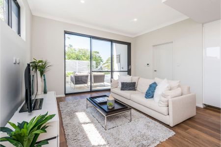 Three Bedroom Executive Apartment (Unfurnished) - Photo 4