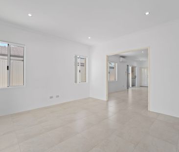 Welcome to 192 Clyde Avenue, Baldivis - a stunning family home - Photo 3