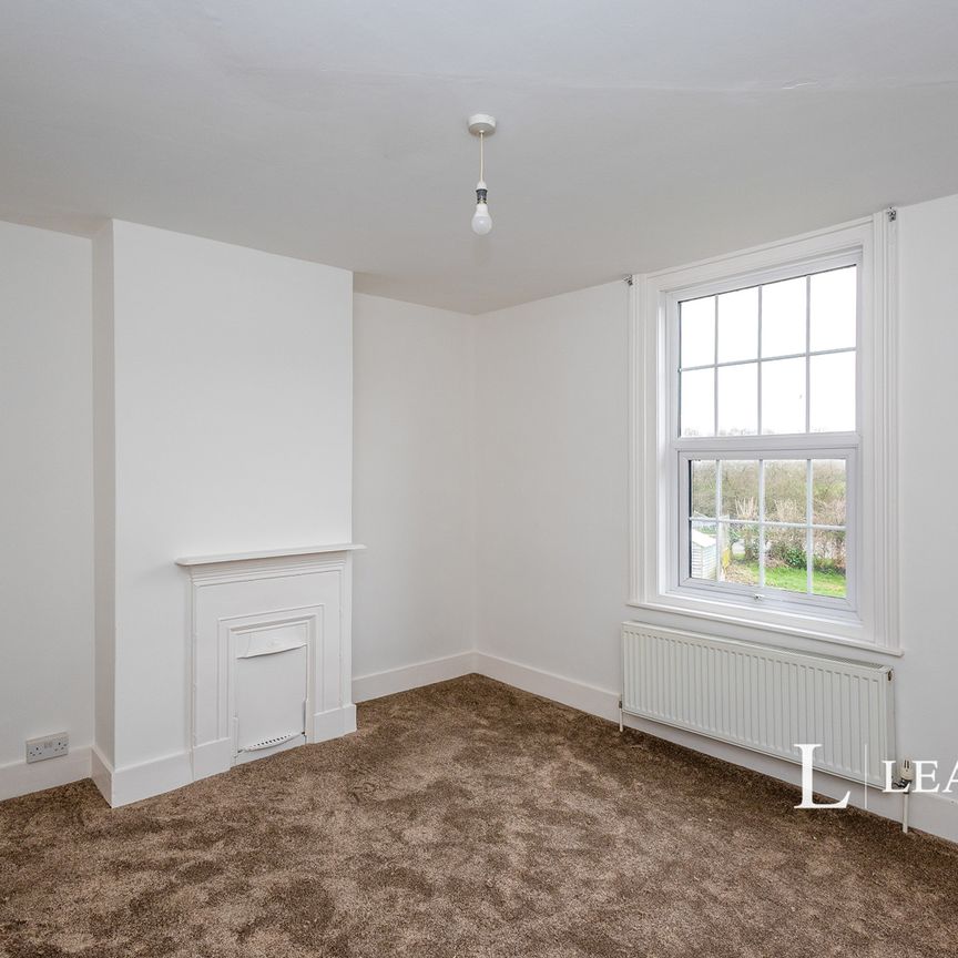 2 bedroom house to rent Walderton, Chichester, West Sussex, PO18 - Photo 1