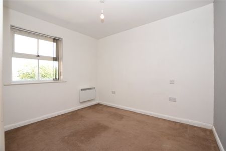 2, Sovereign Mews, South Queen Street, Morley, Leeds, LS27 9EW - Photo 3