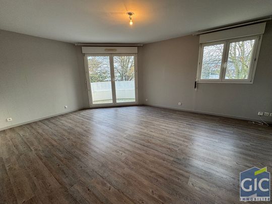 Location Appartement 3 pièces 71m² - Photo 1