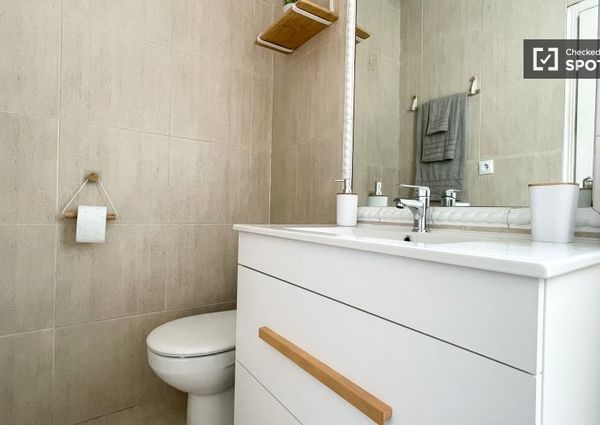 madrid, Community of Madrid 28015