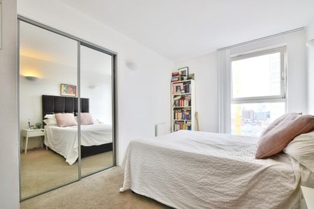 2 bedroom property to rent Goulden Street, Manchester, Greater Manchester, M4 - Photo 5