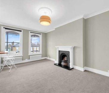 Top Floor Flat, Bennett Park, Blackheath, SE3 - Photo 6