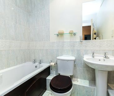 A ground floor apartment situated in this popular area of Oxford ju... - Photo 3
