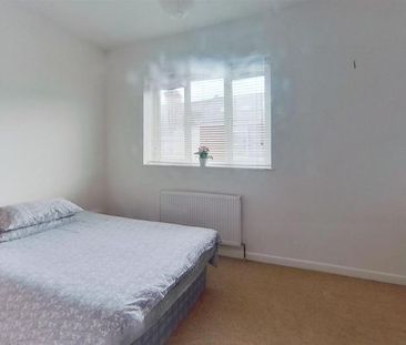5 bedroom private hall to rent - Photo 4