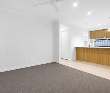 Modern Four Bedroom Home - Rent Increase to $810 from 15/10/2026 - Photo 6