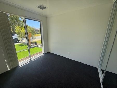 23 Drysdale Gardens, Wandi - Photo 5