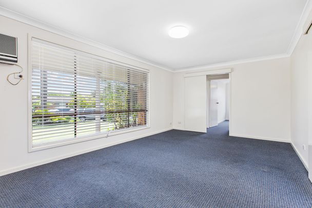 COMFORT & CONVENIENCE! - Photo 1