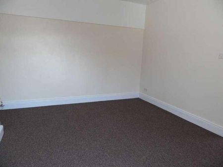 Festing Grove, Southsea, PO4 - Photo 2