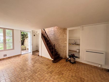 Location Maison 3 pièces 80m² - Photo 4