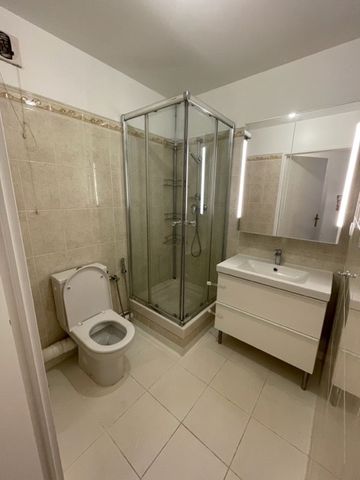 Location Appartement 4 pièces 95m² - Photo 5